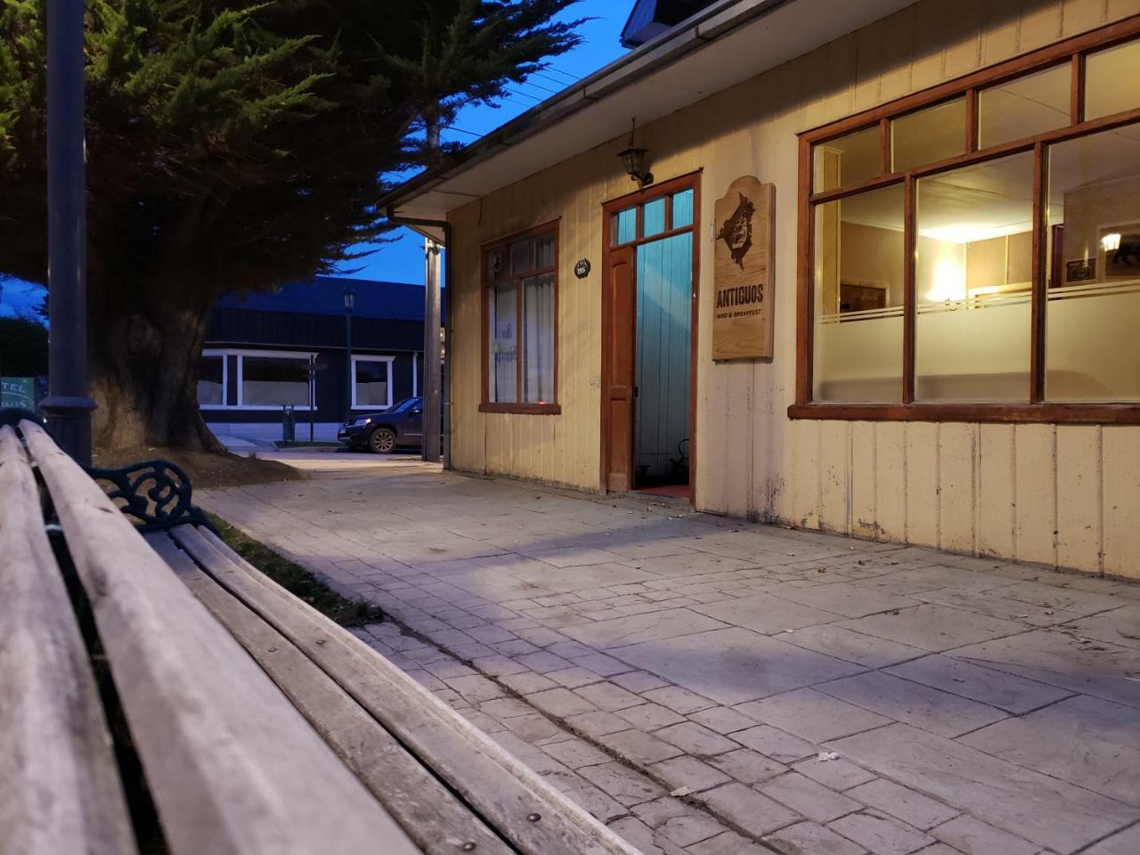Antiguos Bed And Breakfast Puerto Natales Zewnętrze zdjęcie